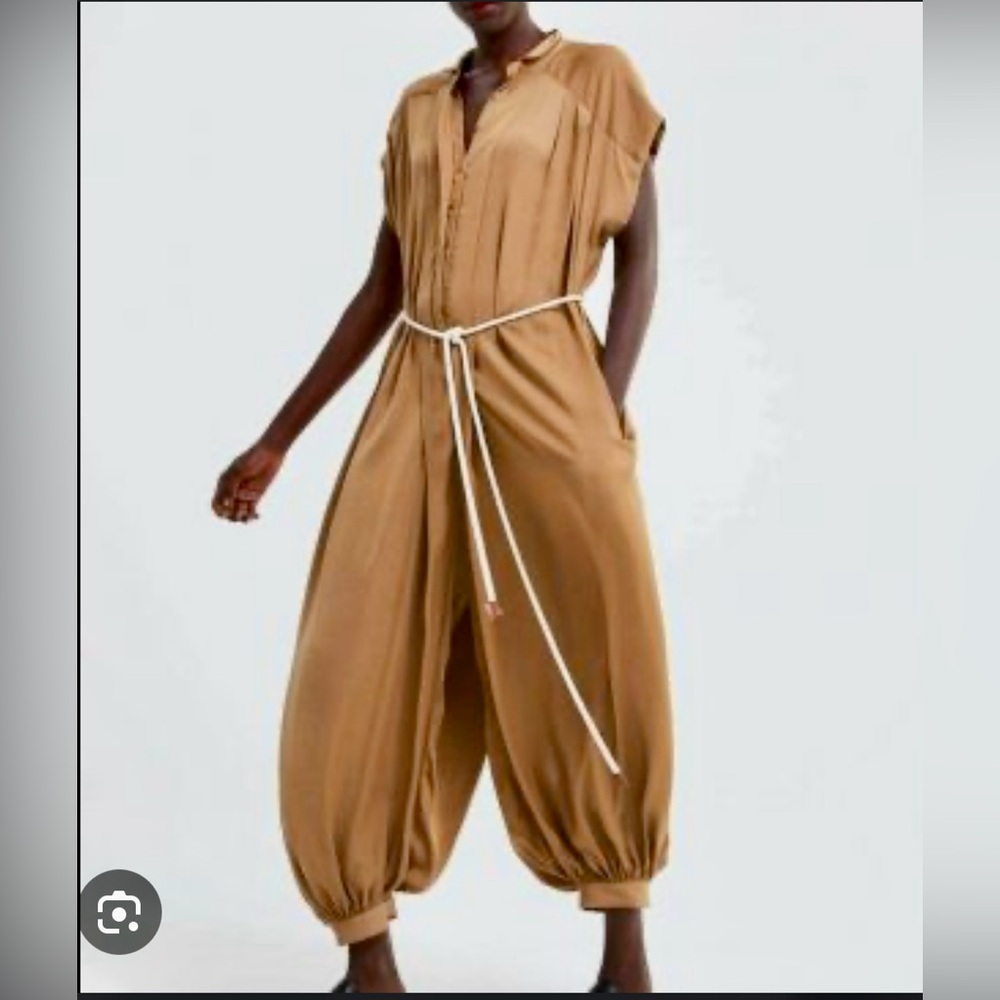 NWOT Zara jumpsuit size M